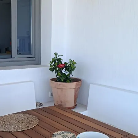 Remvi Main House * Áno Meriá