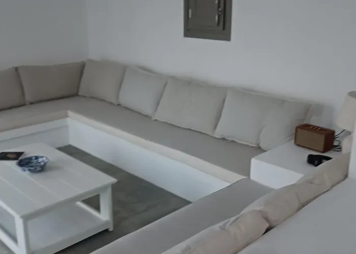 Remvi Main House Apartment Áno Meriá